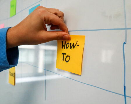 Calendario scadenze sicurezza con documenti